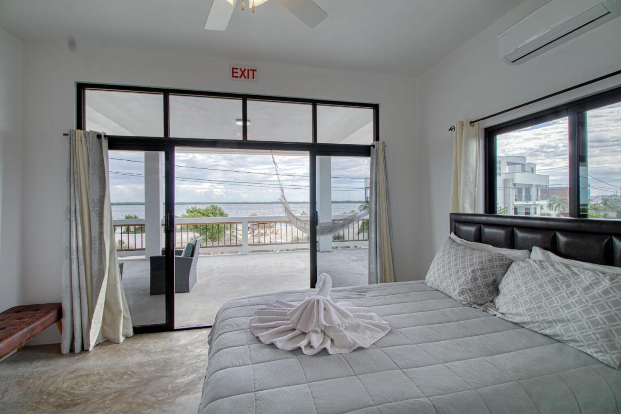 Villa Sea Lux San Pedro  Exterior photo